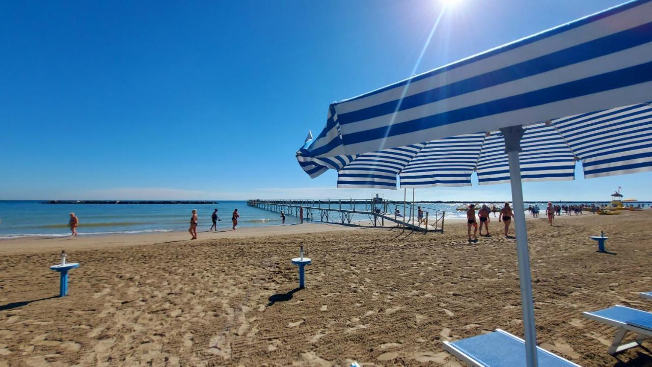 Miomar Beach Hotel Cesenatico Esterno foto