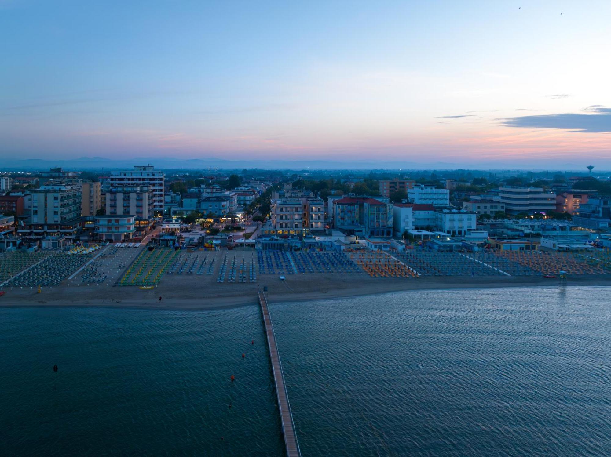Miomar Beach Hotel Cesenatico Esterno foto